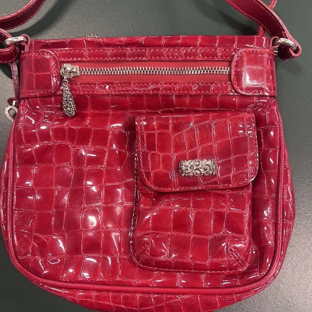 Brighton Red Patent Leather Croc Embossed Crossbody Bag Adj Strap Very Clean EUC